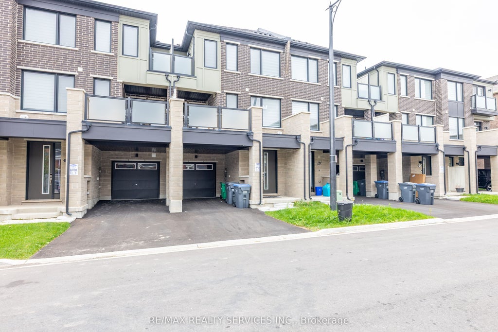 29 Keppel Circle, Brampton