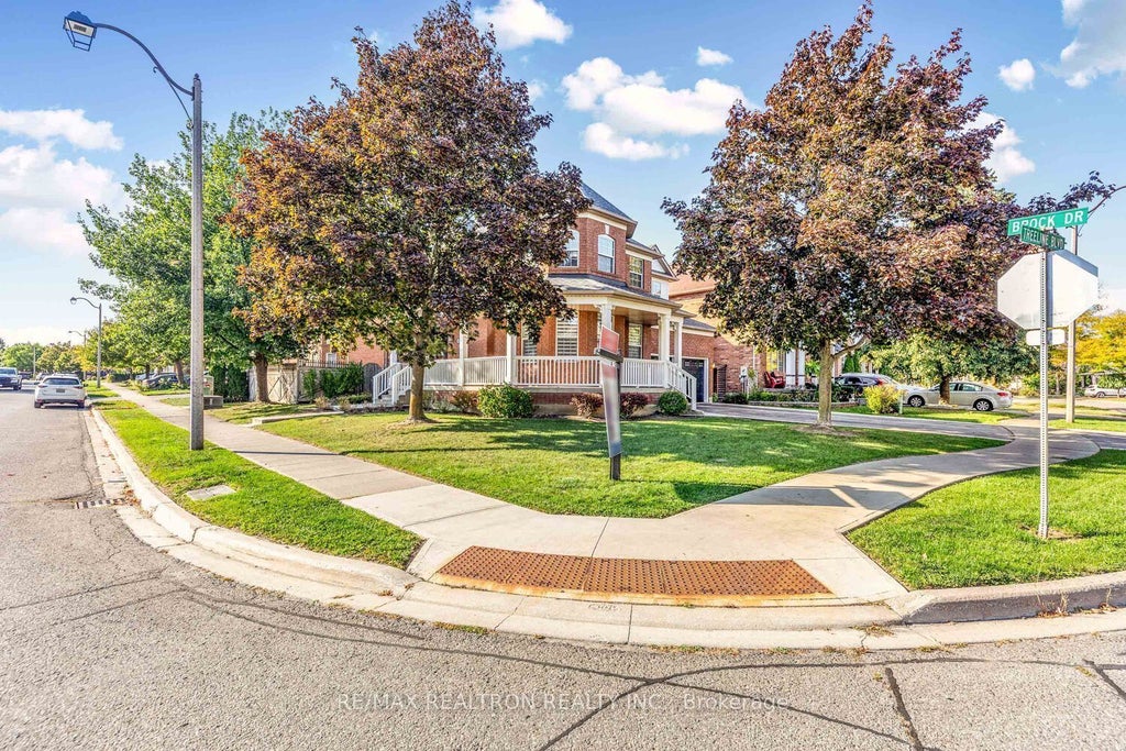 52 Brock Drive, Brampton