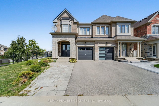 42 Andretti Crescent, Brampton