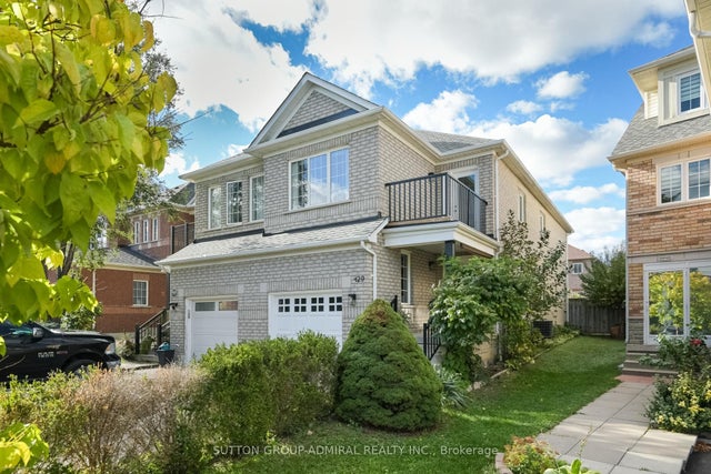 429 Stonetree Court, Mississauga