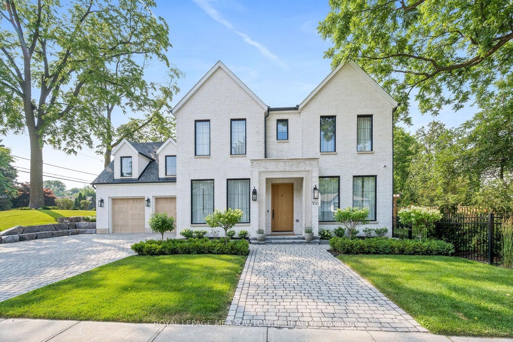 166 Mill Street, Halton Hills