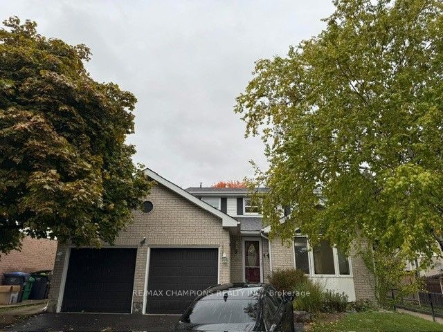 9 Mackay Street S, Brampton