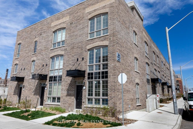 3 Elsie Lane 28, Toronto W02