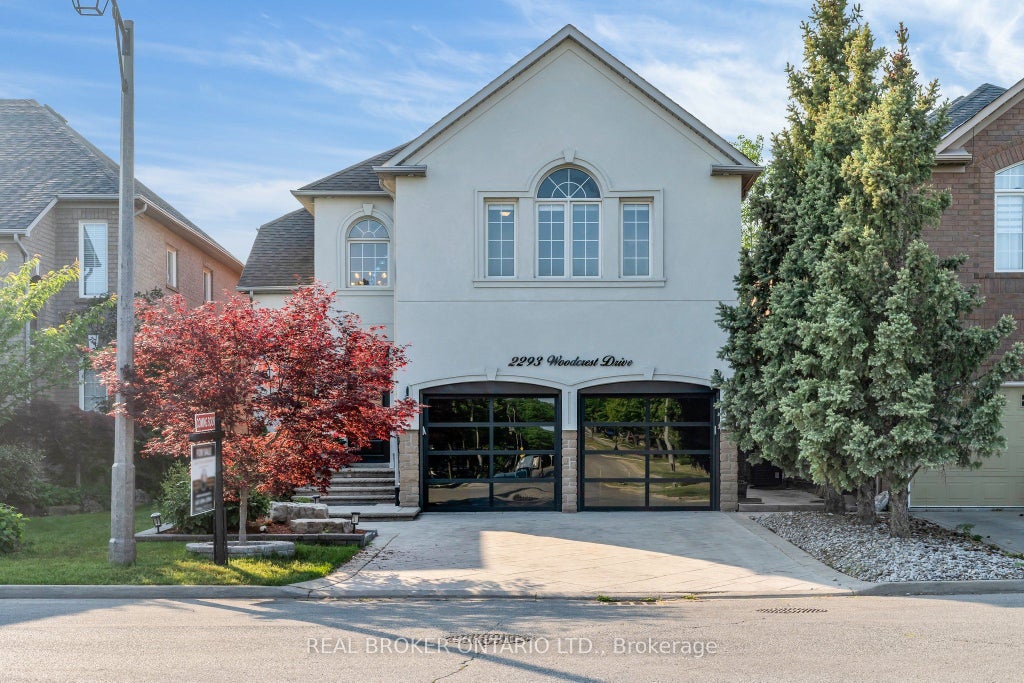 2293 Woodcrest Drive, Oakville