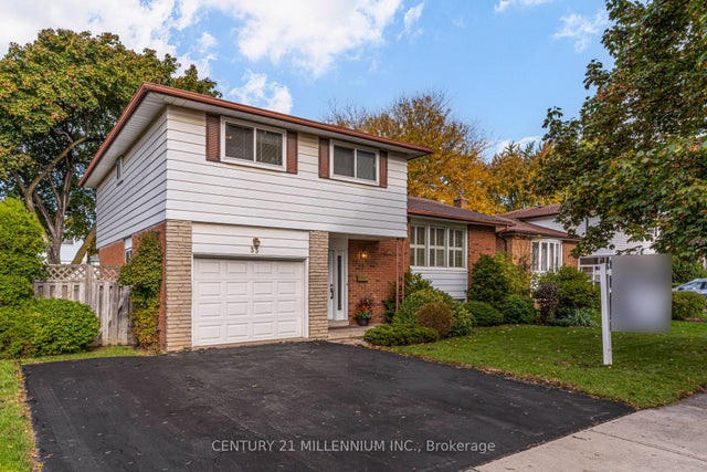 33 Trotters Lane, Brampton