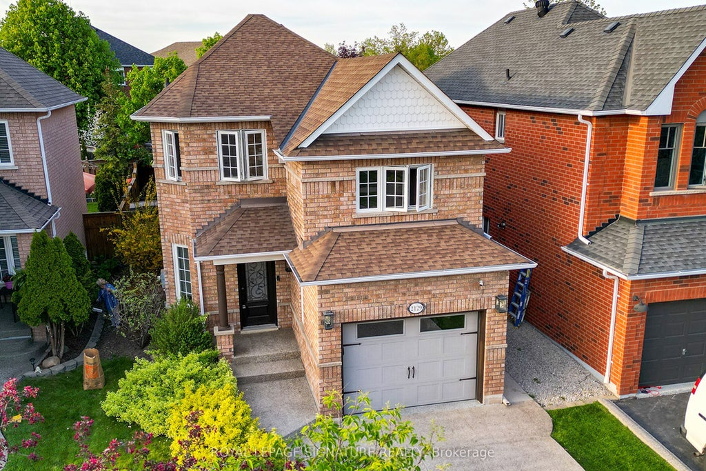 2129 Glenfield Road Main, Oakville