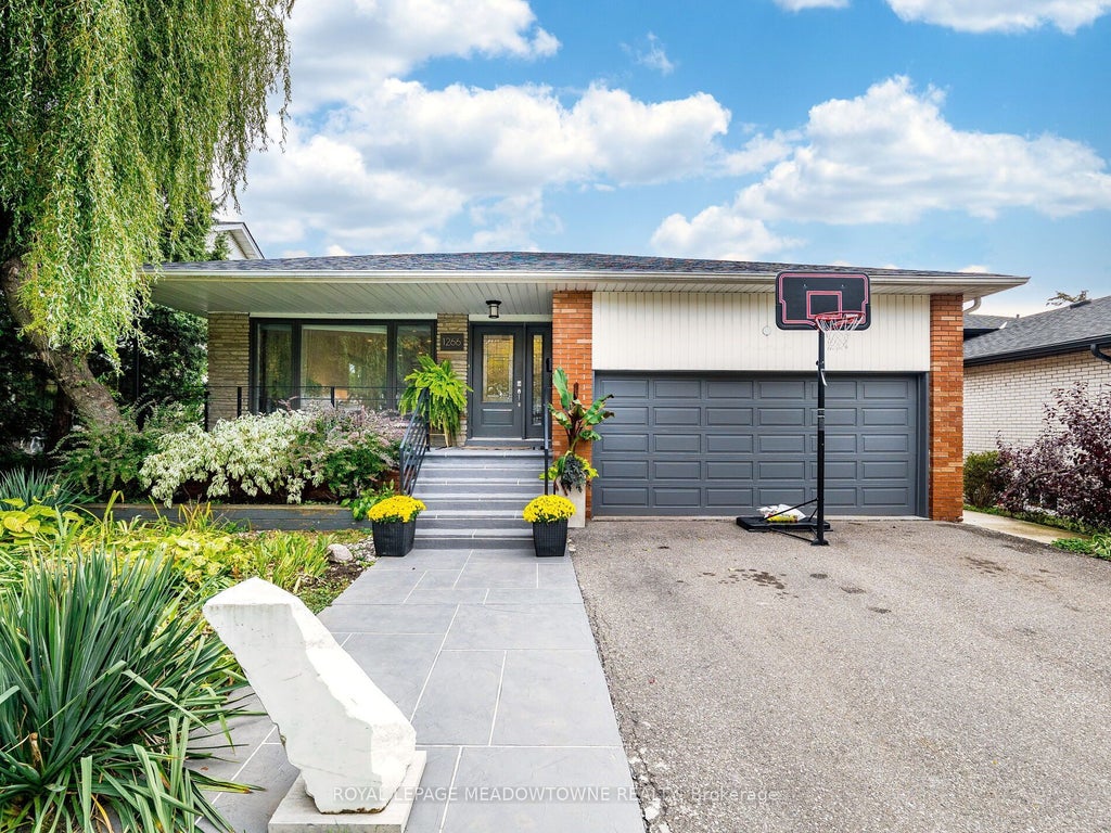 1266 Winding Trail, Mississauga