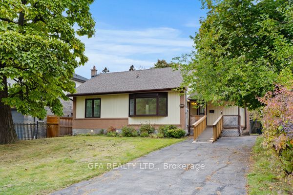 149 Mansfield Drive, Oakville