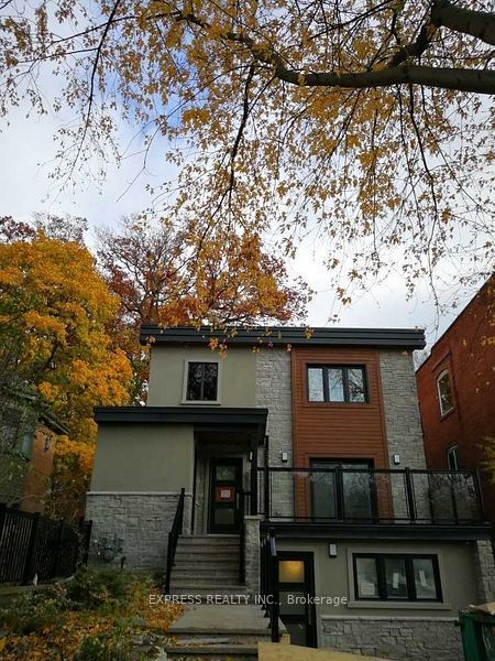 497 Parkside Drive 4, Toronto W01