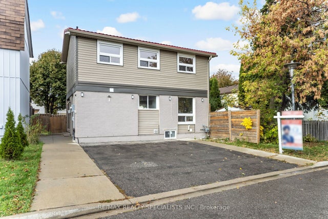 1 Golden Gate Drive, Brampton