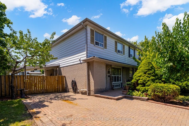 10 Greenwood Crescent, Brampton