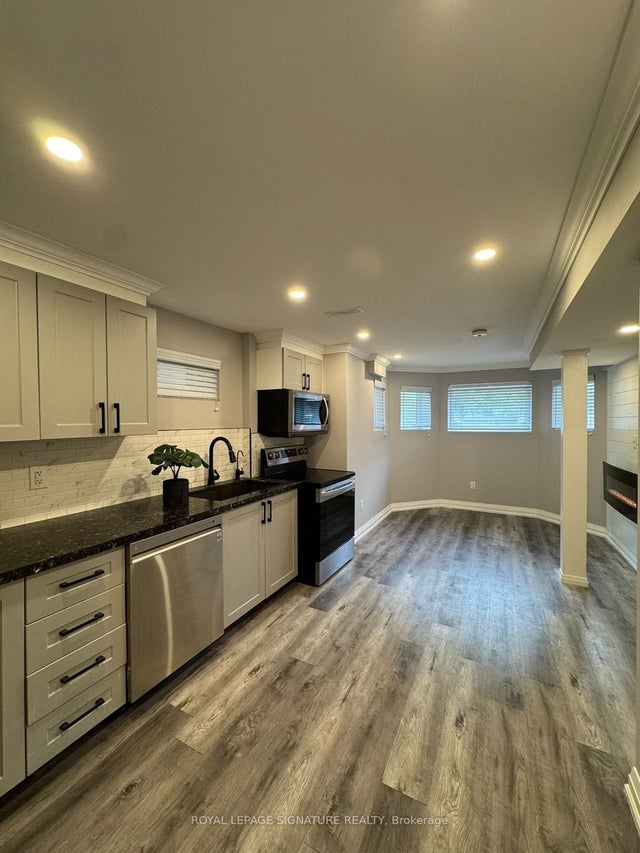 39 Upper Canada Court Bsmt, Halton Hills