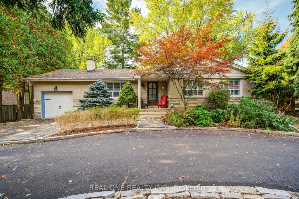 250 Belvenia Road, Burlington