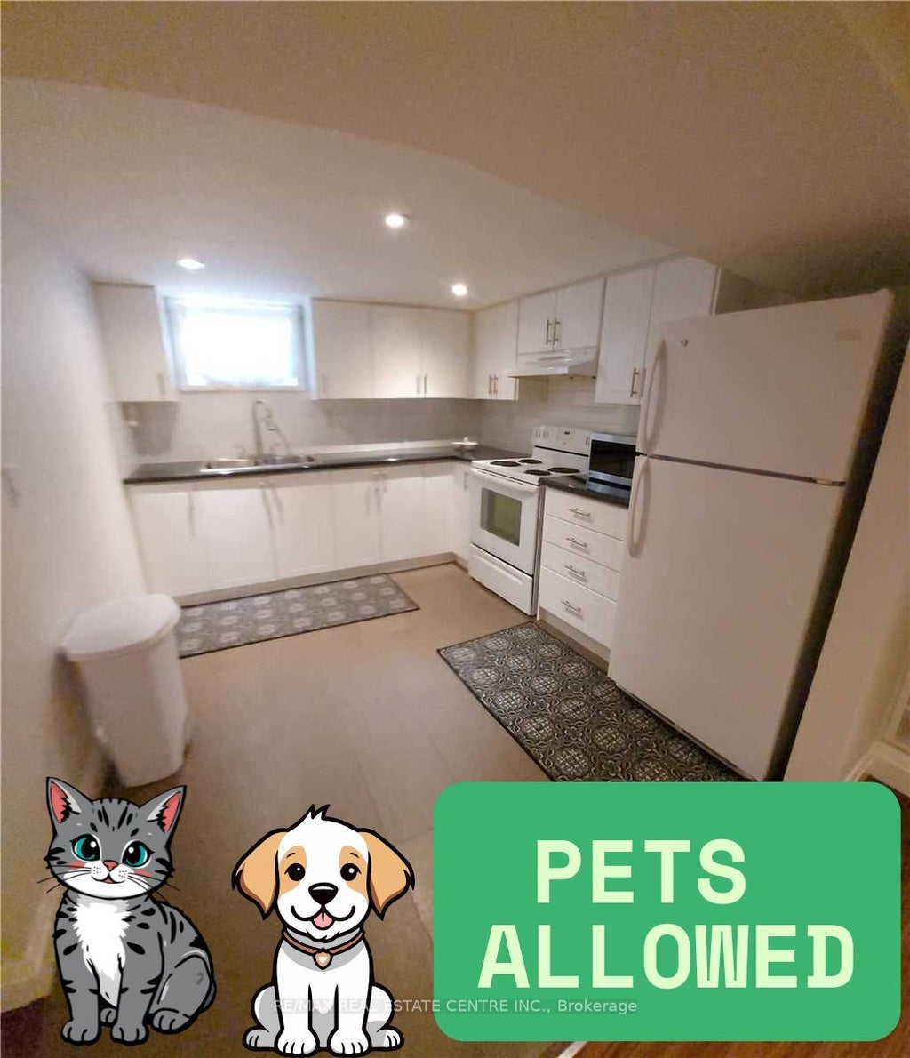 1086 Fourth Street, Mississauga