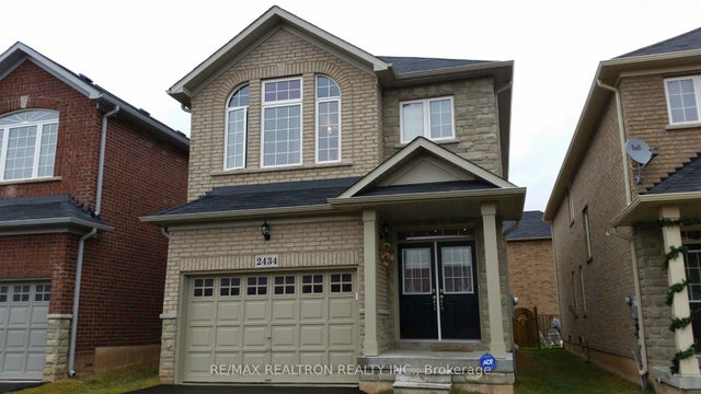 2434 Whistling Springs Crescent, Oakville