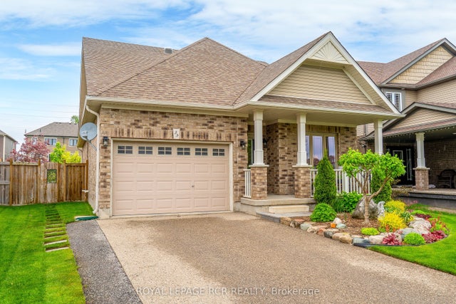 39 Dinnick Crescent, Orangeville
