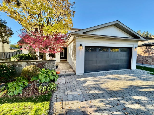 2357 Kenbarb Road, Mississauga