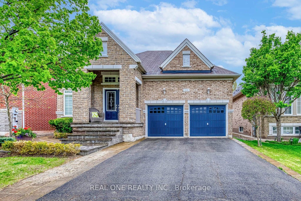 1205 Kestell Boulevard, Oakville
