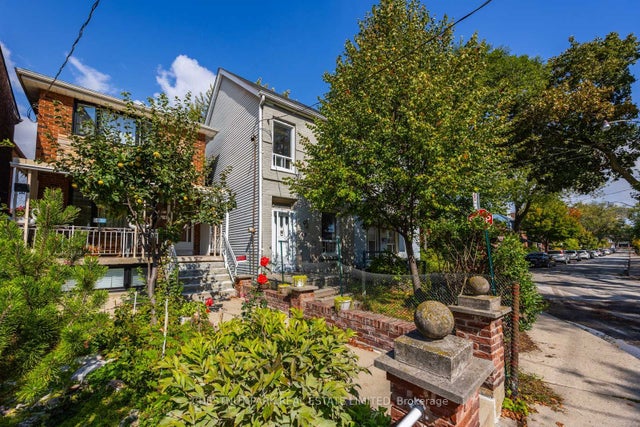 62 Garnet Avenue, Toronto W02