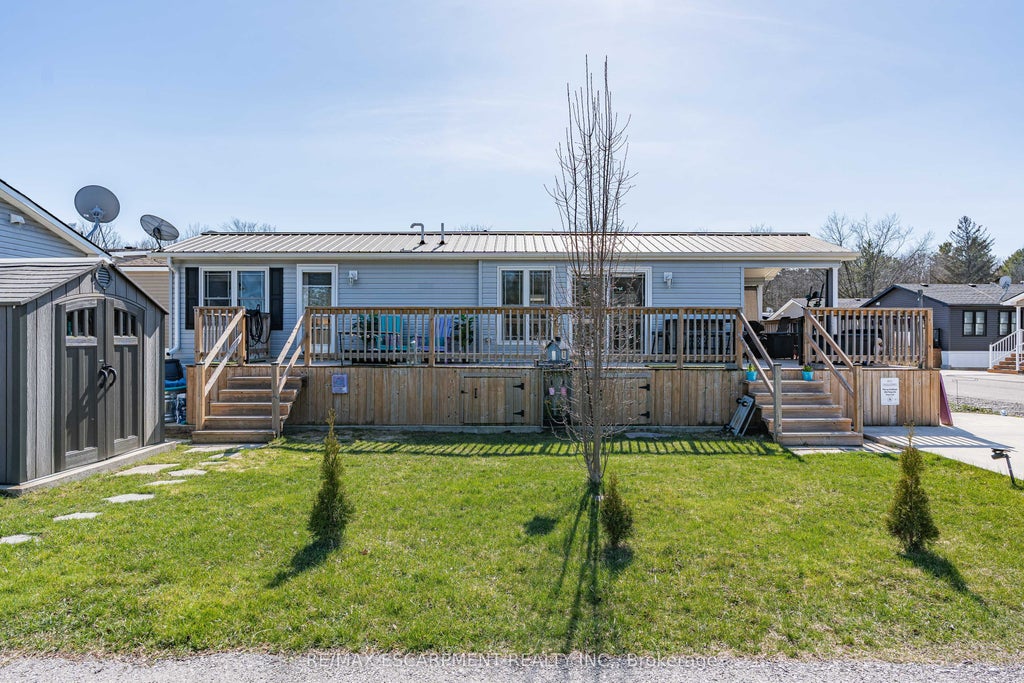 4449 Milburough Line 10 Oak, Burlington