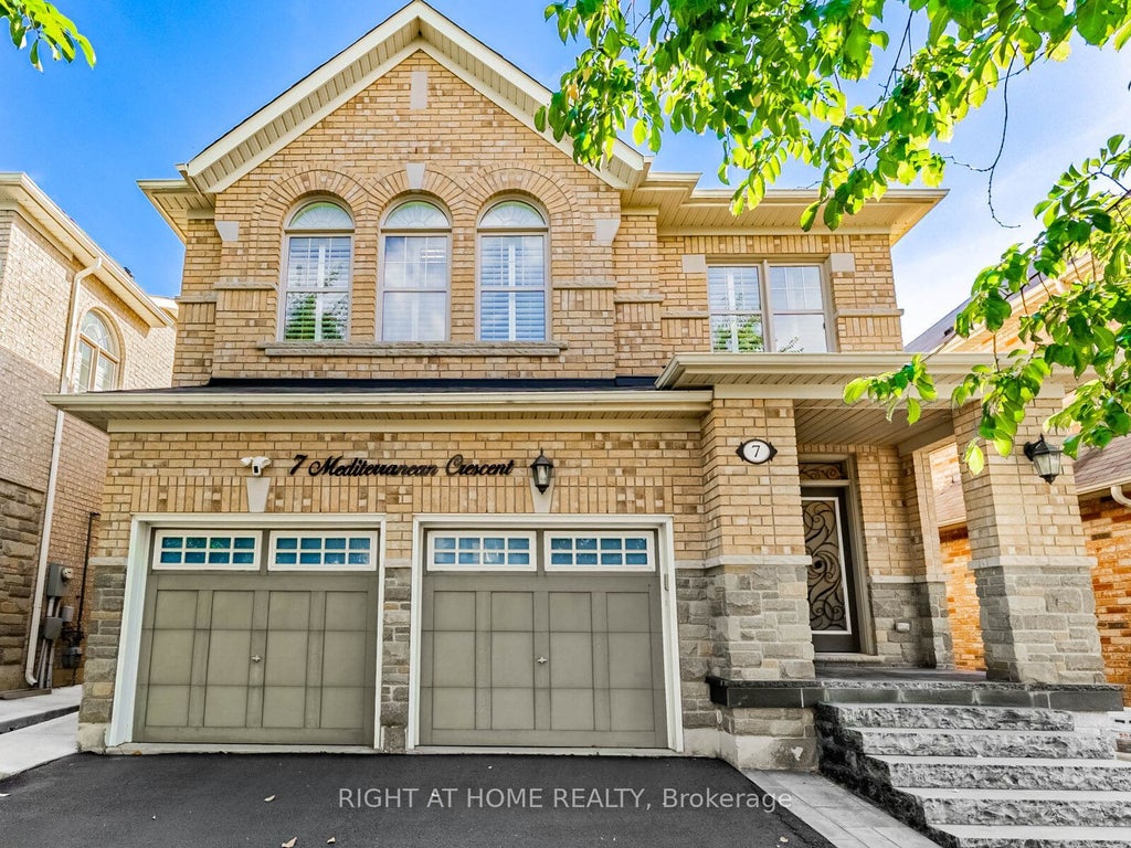 7 Mediterranean Crescent, Brampton