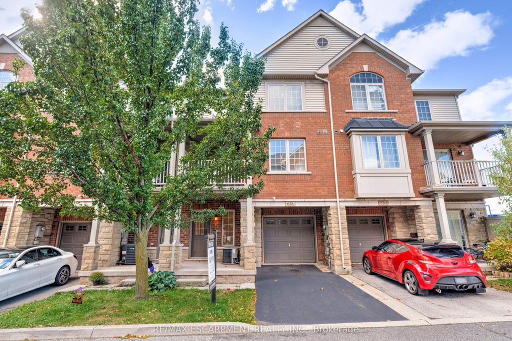 628 Garibaldi Common, Burlington