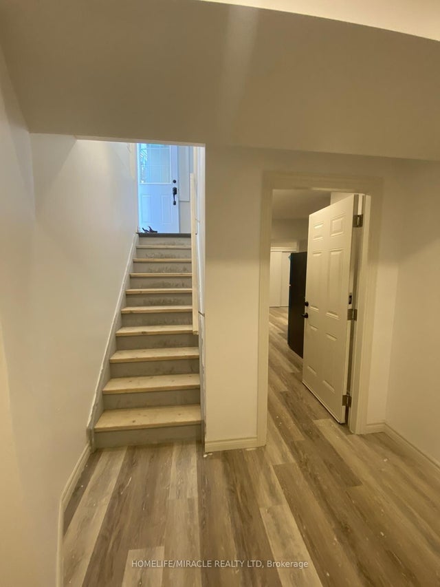 45 Snapdragon Square, Brampton