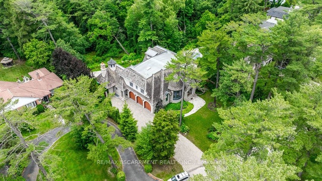 1476 Carmen Drive, Mississauga