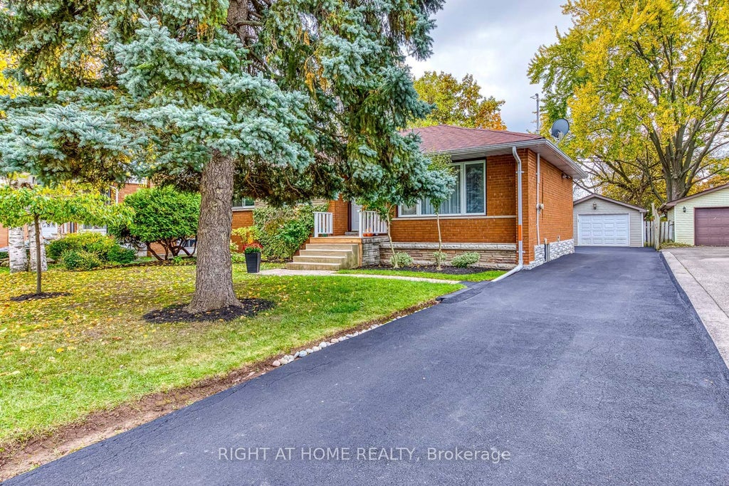 364 Bevan Drive, Burlington