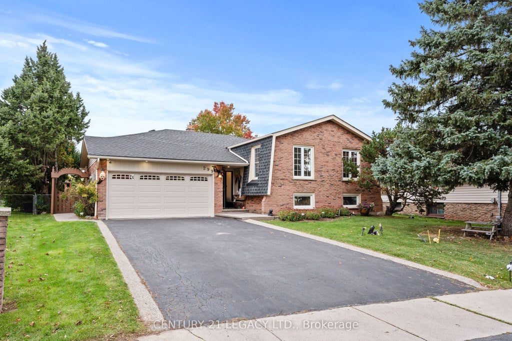 299 Pinegrove Road, Oakville