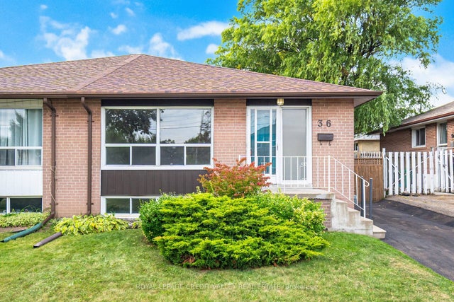 36 Autumn Boulevard, Brampton