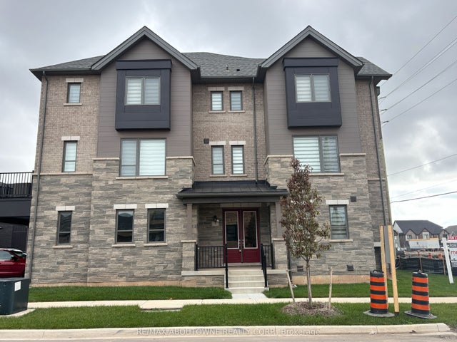 4 Bowbeer Road, Oakville