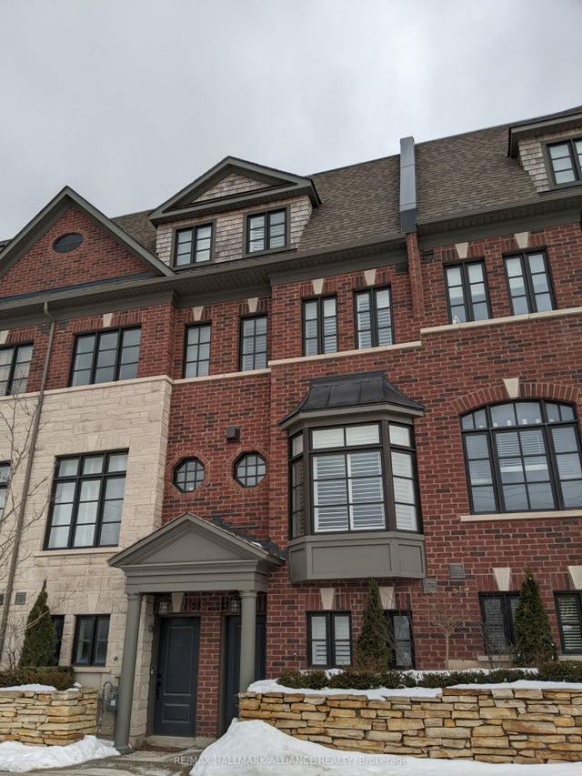 2184 Trafalgar Road 27, Oakville