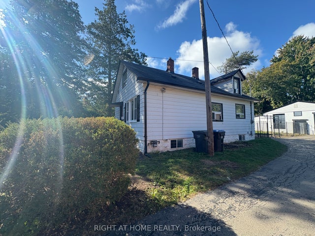 779 Indian Road Lower, Mississauga