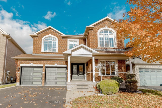 50 Amboise Crescent, Brampton