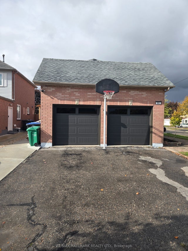 60 Nuffield Street, Brampton