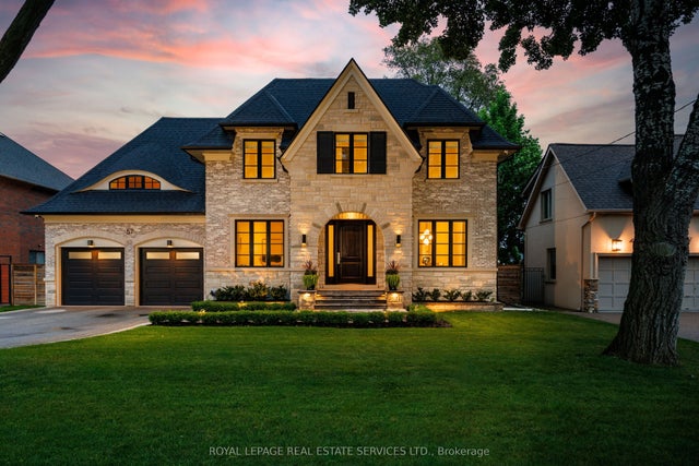 57 Meadowbank Road, Toronto W08