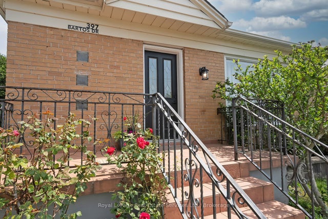 397 Bartos Drive, Oakville