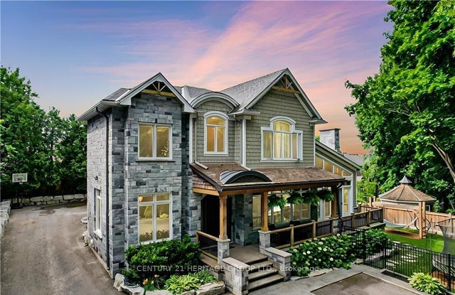 298 Shoreview Road, Burlington