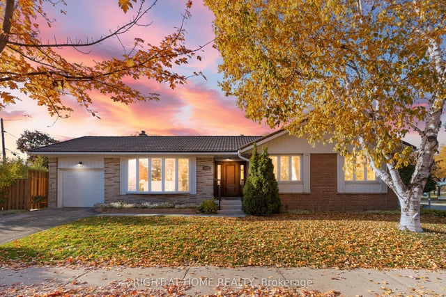 690 The West Mall N/a W, Toronto W08