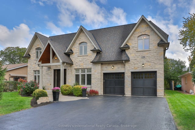 1356 Thornhill Drive, Oakville