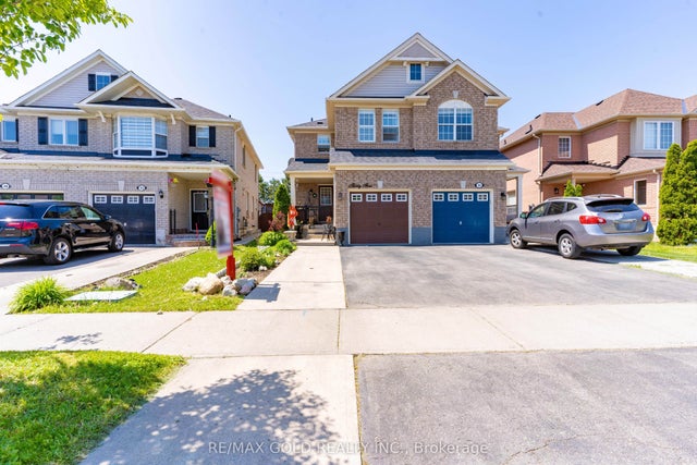 34 Jingle Crescent, Brampton