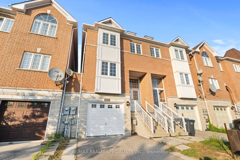 5727 Retreat Street, Mississauga