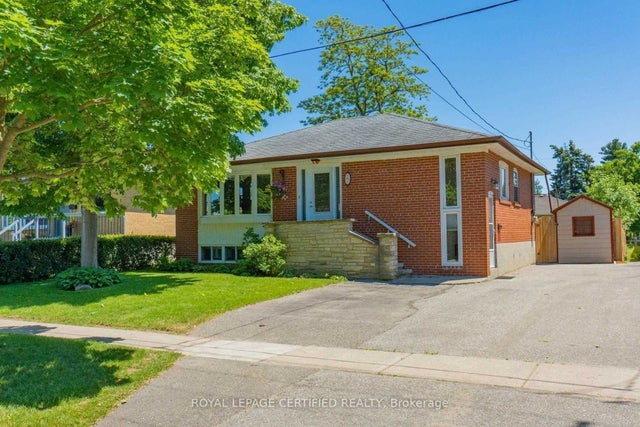 6 Prince Charles Drive Lower, Halton Hills