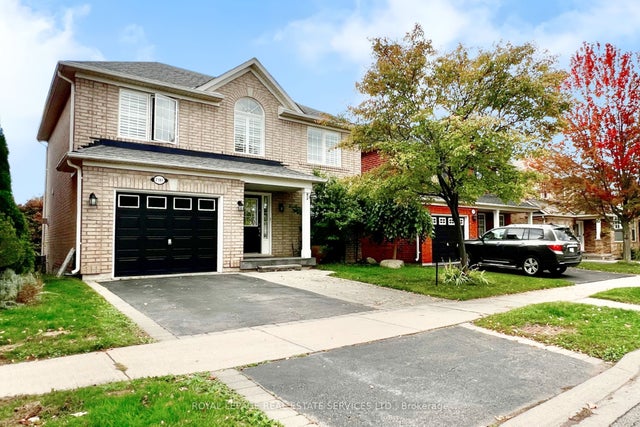 2384 Hollybrook Drive, Oakville