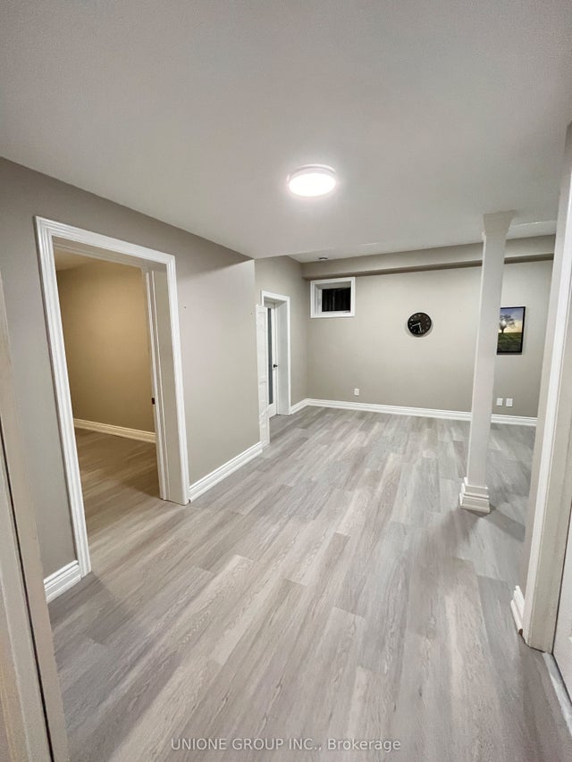 4641 Keystone Crescent, Burlington