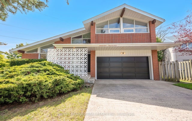 1550 Carletta Drive, Mississauga