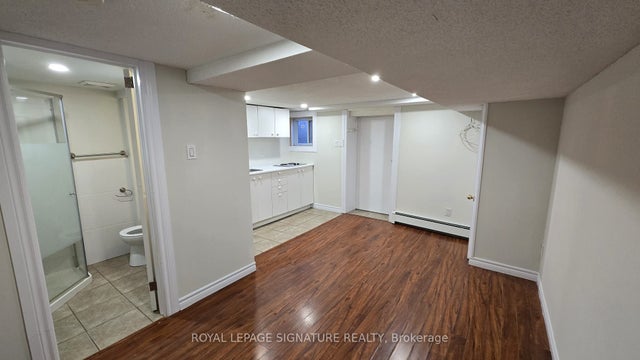 3661 Lakeshore Boulevard W Lower #3, Toronto W06