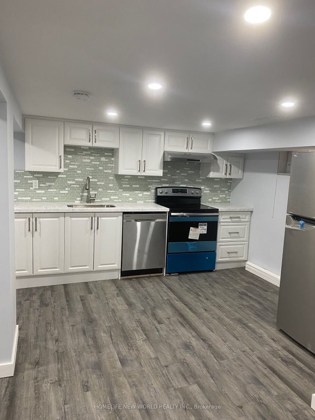 312 Whitmore B2 Avenue, Toronto W04