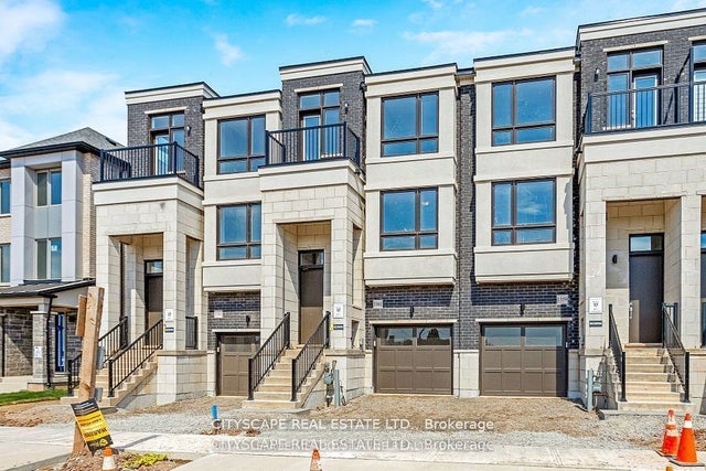 1359 Shevchenko Boulevard, Oakville